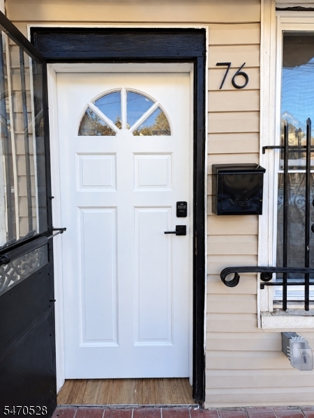 76 Cutler Street Newark NJ 07104