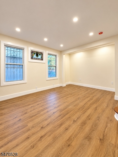 76 Cutler Street Newark NJ 07104