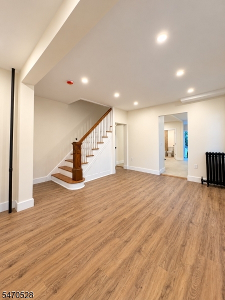 76 Cutler Street Newark NJ 07104