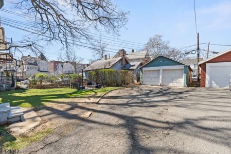137 S Burnet Street East Orange NJ 07018