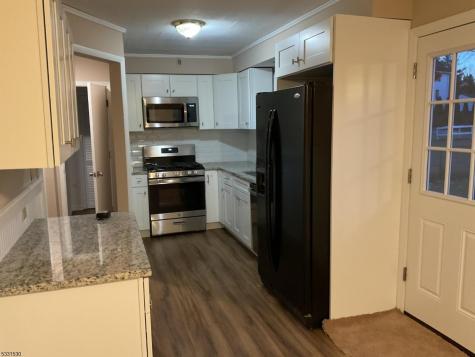 11 Garfield Avenue East Hanover NJ 07936