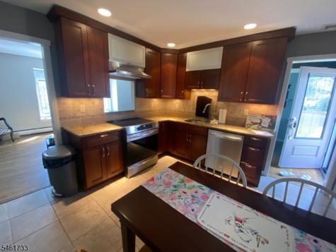 57 Lakeside Trail Kinnelon NJ 07405
