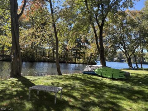 57 Lakeside Trail Kinnelon NJ 07405