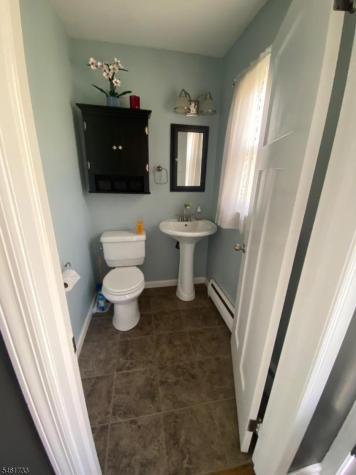 57 Lakeside Trail Kinnelon NJ 07405