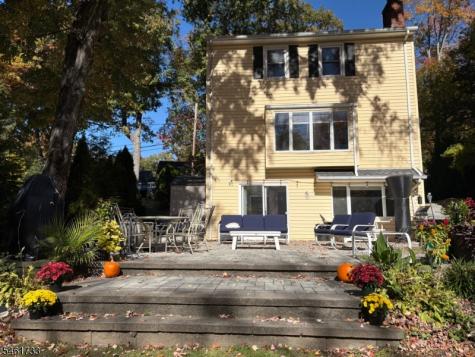 57 Lakeside Trail Kinnelon NJ 07405