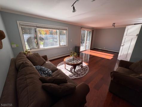 57 Lakeside Trail Kinnelon NJ 07405