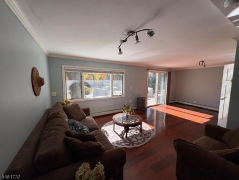 57 Lakeside Trail Kinnelon NJ 07405