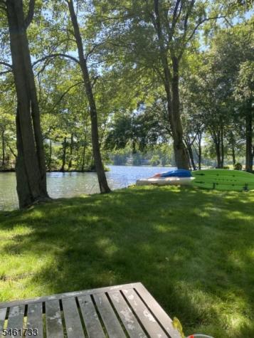 57 Lakeside Trail Kinnelon NJ 07405
