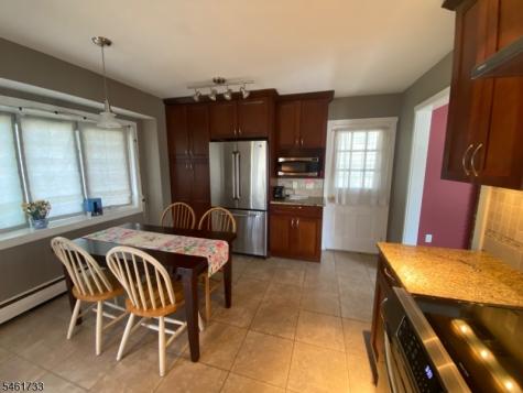 57 Lakeside Trail Kinnelon NJ 07405