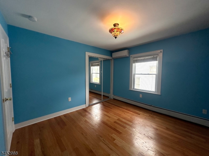 321 Hemlock Street Roselle Park NJ 07204