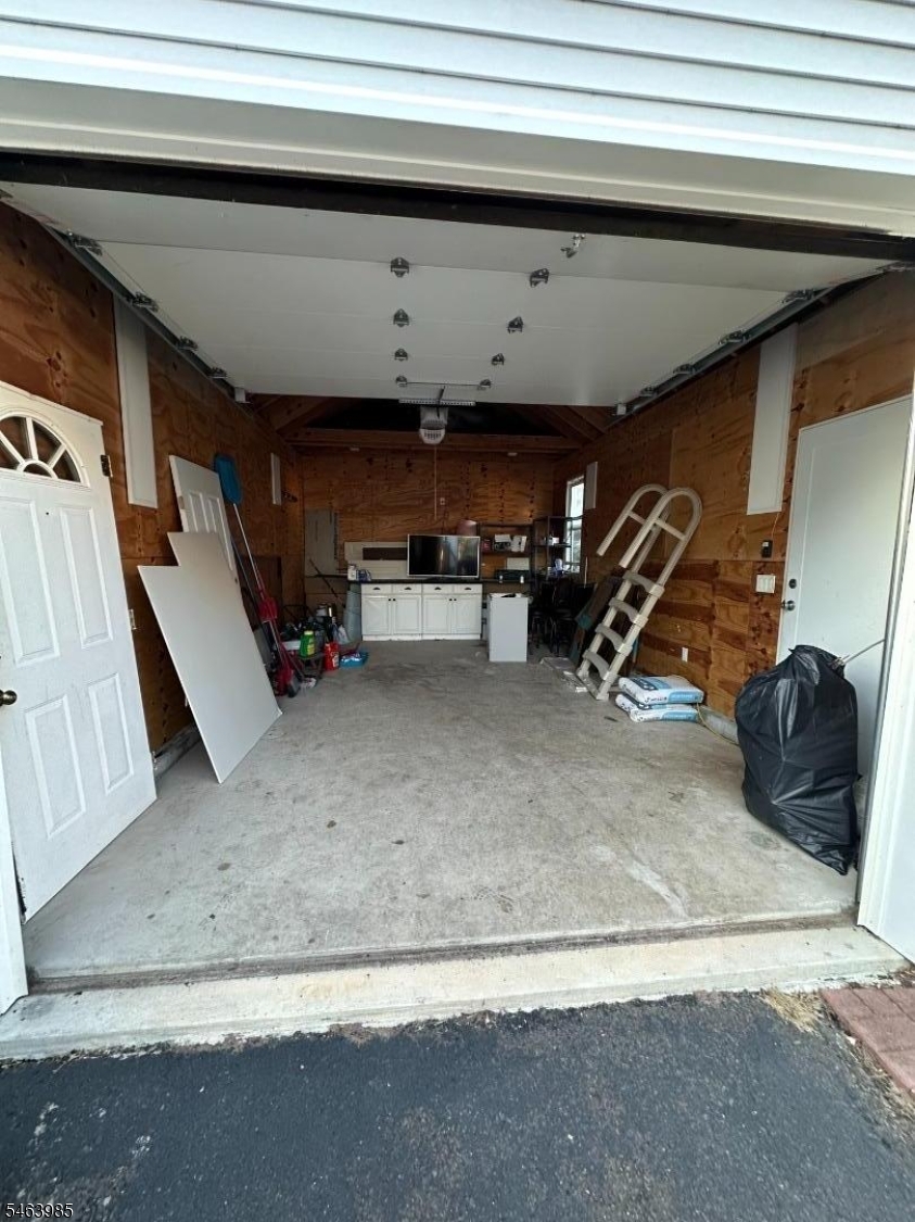 305 Fitzpatrick Street Hillside NJ 07205
