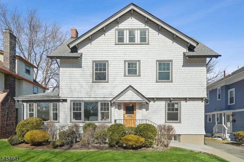 3 Emerson Place Montclair NJ 07043