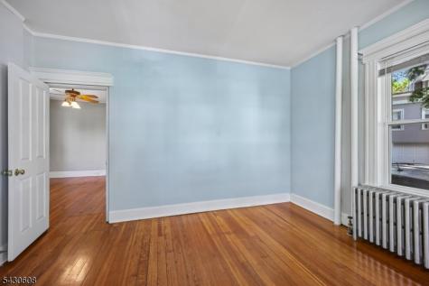 76 Montague Place Montclair NJ 07042