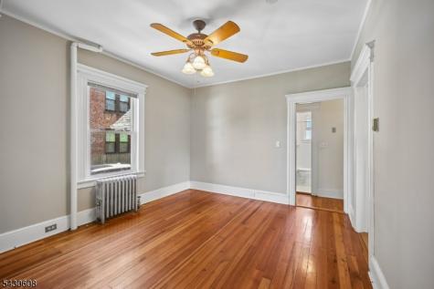 76 Montague Place Montclair NJ 07042