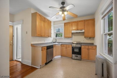 76 Montague Place Montclair NJ 07042