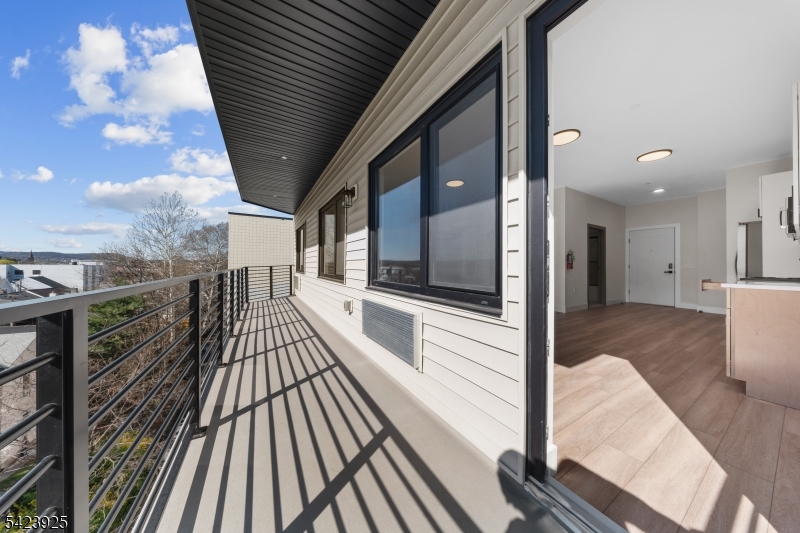 87 Mary Street Paterson NJ 07503