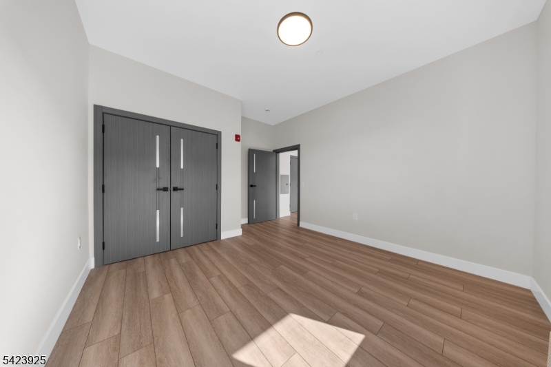 87 Mary Street Paterson NJ 07503