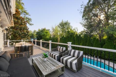 11 Hamilton Road Millburn NJ 07078