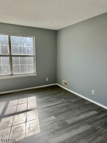 260 Robertson Way Lincoln Park NJ 07035