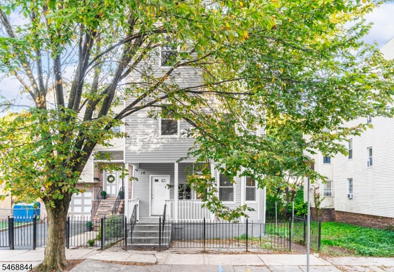 16 Seymour Avenue Newark NJ 07108