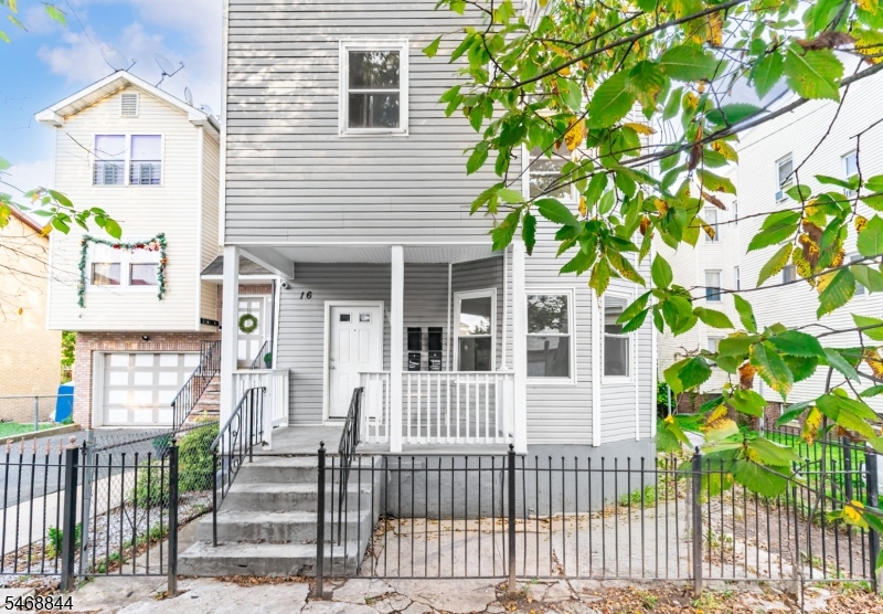 16 Seymour Avenue Newark NJ 07108