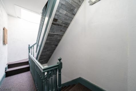 9 Kling Street West Orange NJ 07052