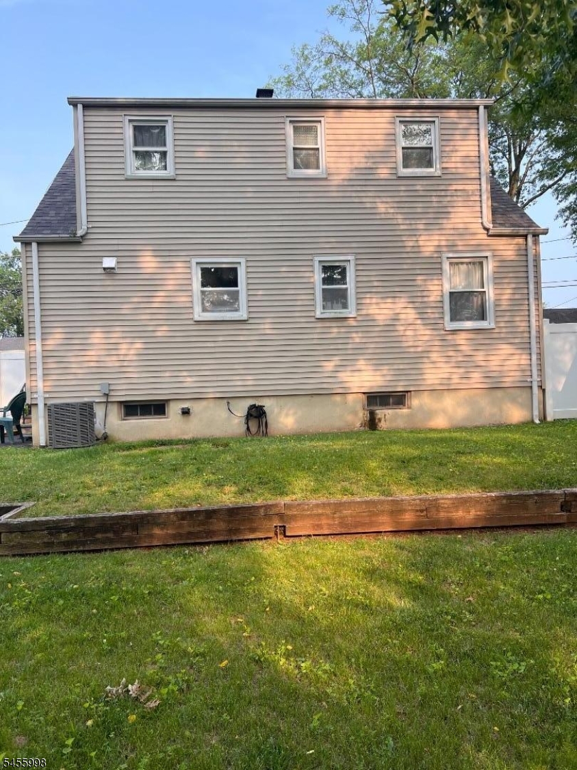 205 Villa Place Rahway NJ 07065
