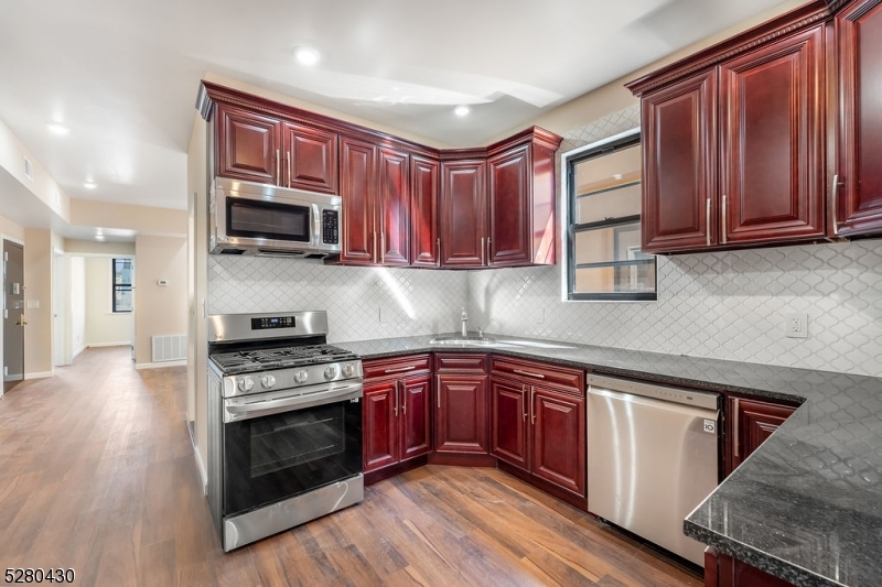 120 Paine Avenue Irvington NJ 07111