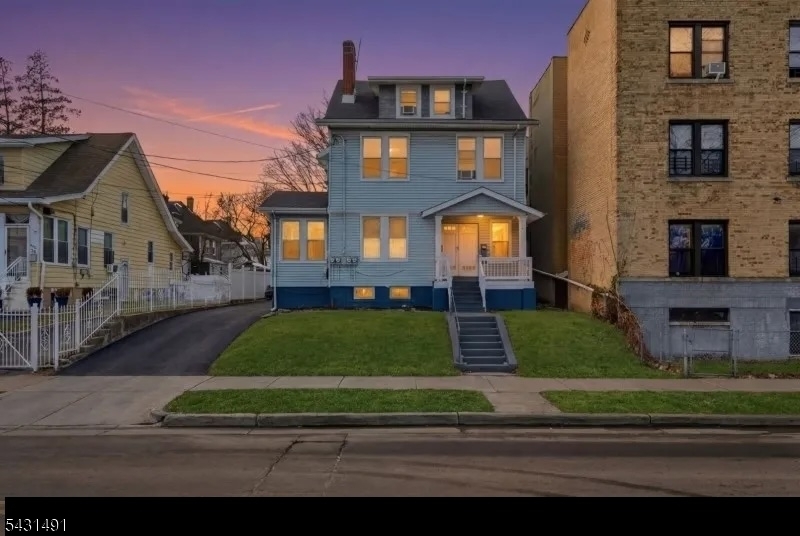 575 Sand Ford Avenue Newark NJ 07106