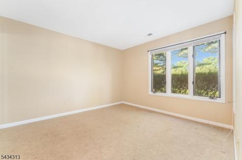 13 Augusta Drive Clinton NJ 08801