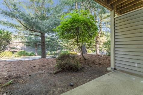 13 Augusta Drive Clinton NJ 08801