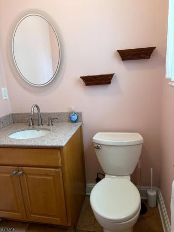 521 Pleasant Valley Way West Orange NJ 07052
