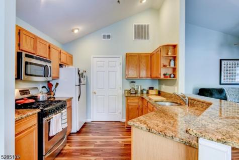 5803 Tudor Drive Pequannock NJ 07444