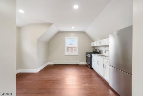 286 N 6th Street Newark NJ 07107