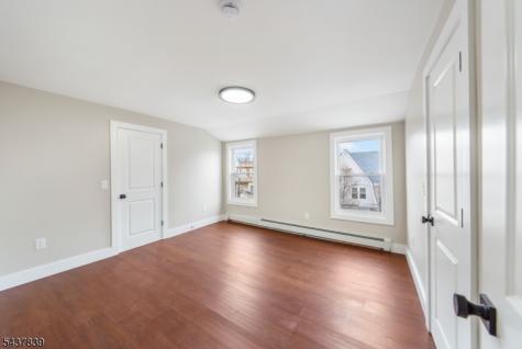 286 N 6th Street Newark NJ 07107