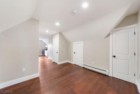 286 N 6th Street Newark NJ 07107