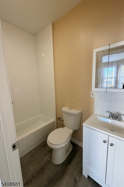 44 Hecker Street Newark NJ 07103