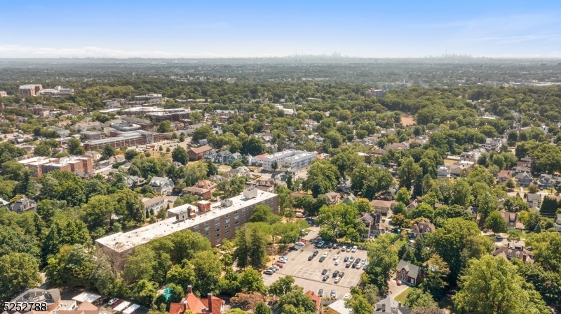 36 Hawthorne Place Montclair NJ 07042