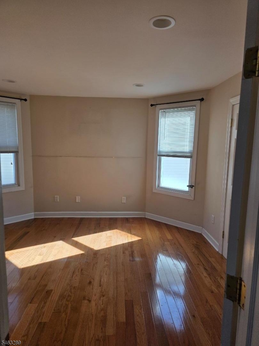 929 Adams Avenue Elizabeth NJ 07201