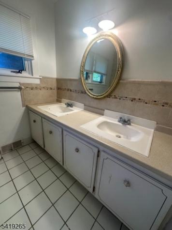 273 W Mount Pleasant Avenue Livingston NJ 07039
