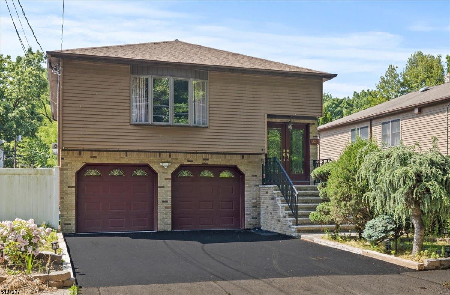 286 Gilbert Avenue Elmwood Park NJ 07407