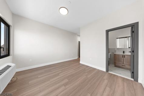 87 Mary Street Paterson NJ 07503