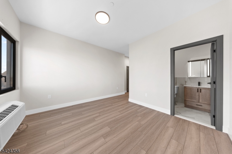87 Mary Street Paterson NJ 07503