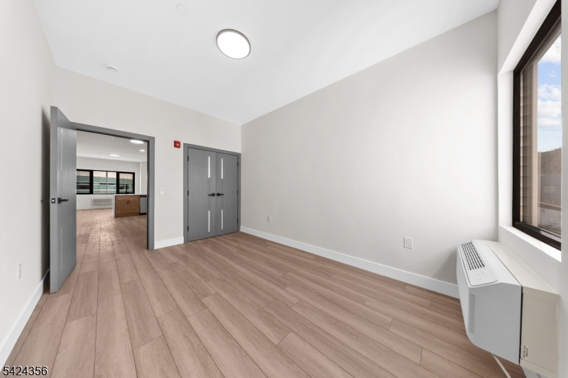 87 Mary Street Paterson NJ 07503