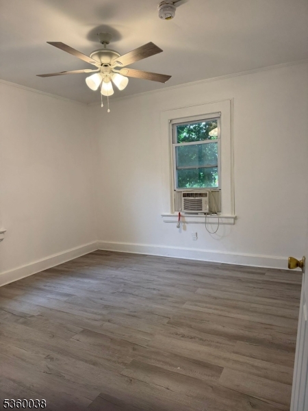 33 Grumman Ave, Apt 2. Newark NJ 07112