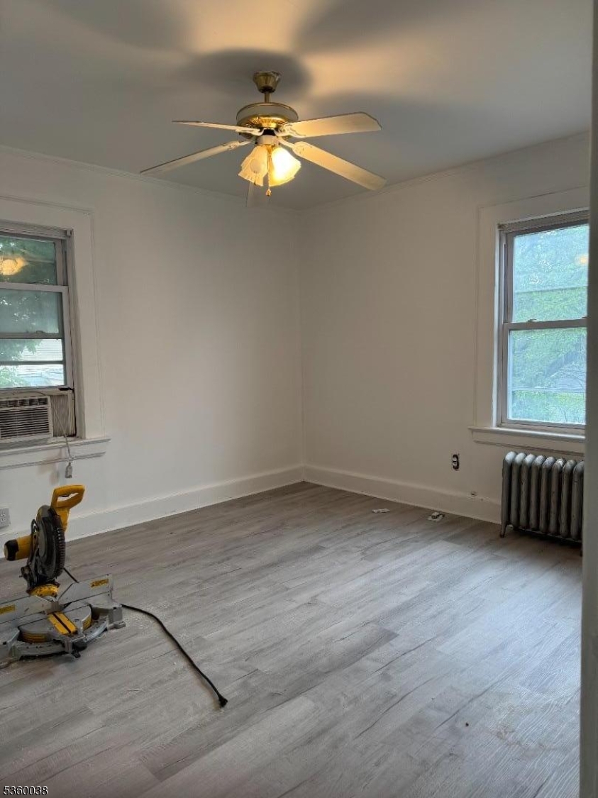 33 Grumman Ave, Apt 2. Newark NJ 07112
