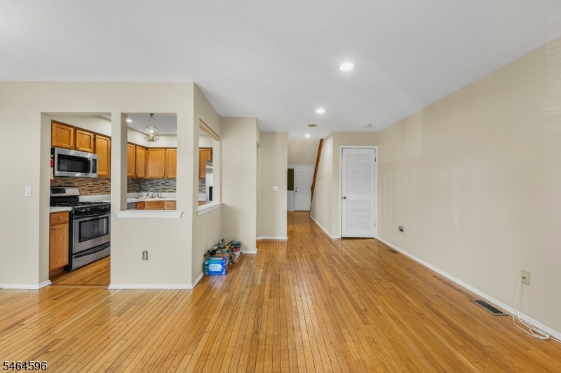 4 Bateman Way Hillsborough NJ 08844