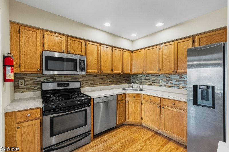 4 Bateman Way Hillsborough NJ 08844