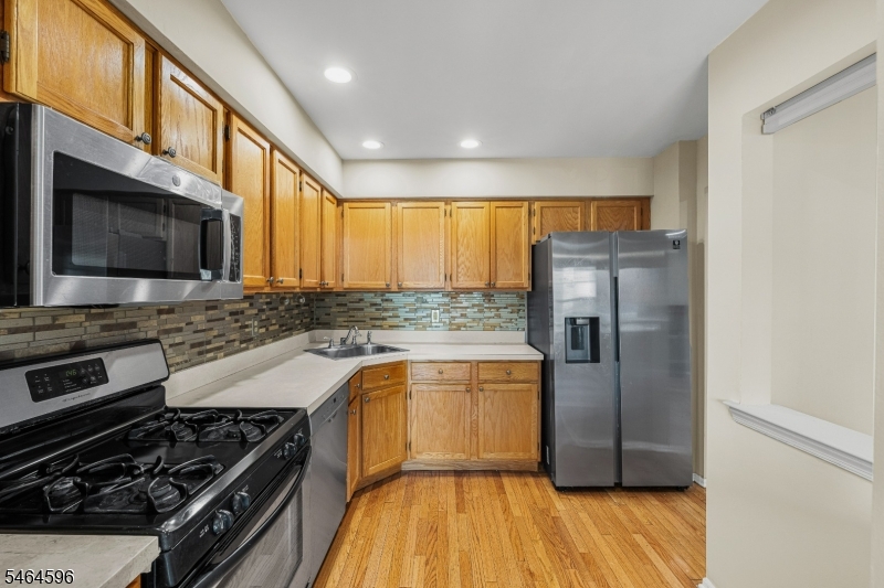 4 Bateman Way Hillsborough NJ 08844