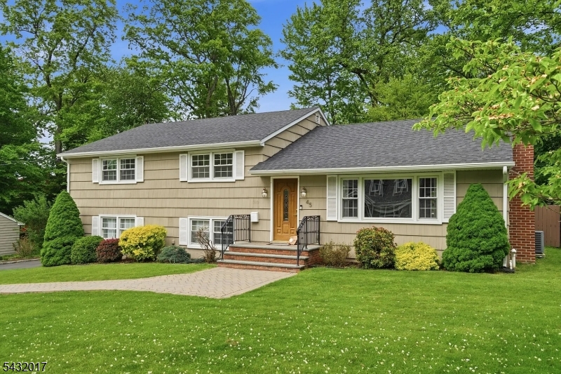 43 Oakland Avenue West Caldwell NJ 07006